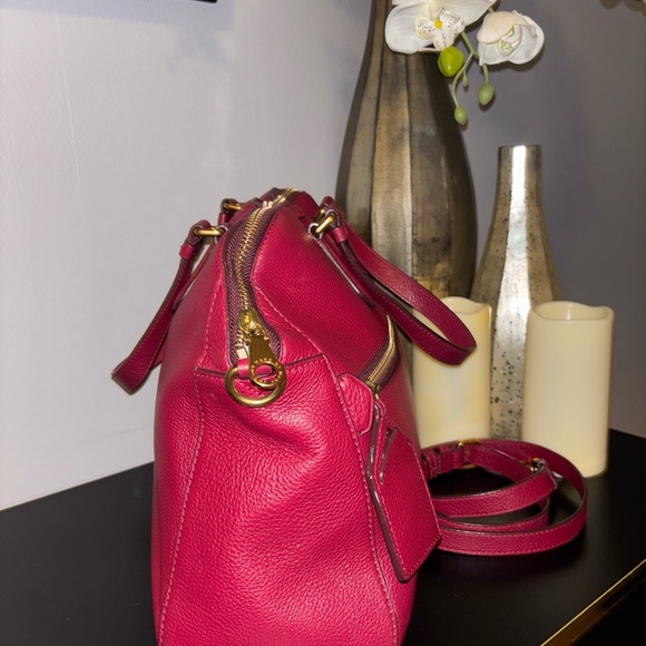 Marc Jacobs Red Satchel with Gold Chain - Picture 6 of 8